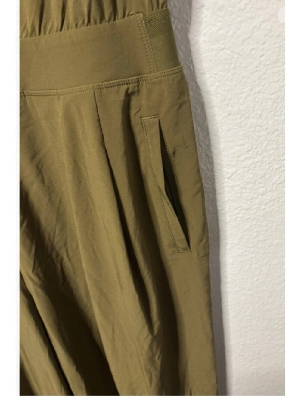 Athleta Brooklyn Wide Leg Jumpsuit Olive Green Sleeveless Mock Neck Utility Sz 2 - Picture 5 of 13